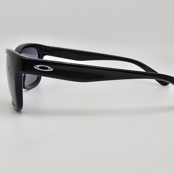 Oakley OO9179-01 Forehand Polished Black Frame Grey Lens Sunglasses w/ Case 57mm main image 9